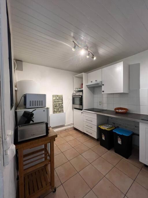 La Boheme 2 Apartment Байо Екстериор снимка