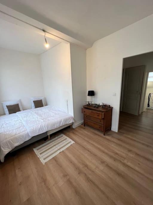 La Boheme 2 Apartment Байо Екстериор снимка